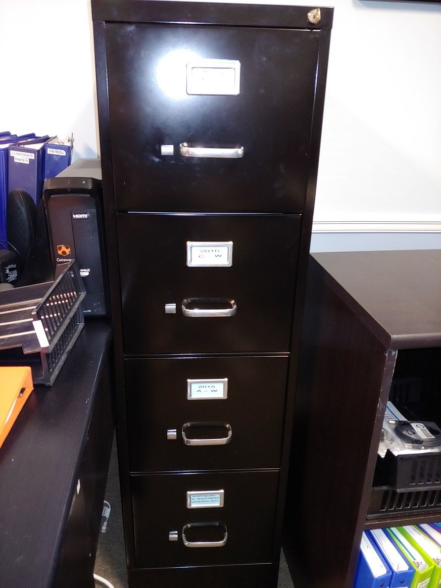 4 drawer locking file cabinet