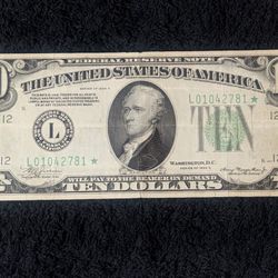 1934 A $10 Federal Reserve Star Note
