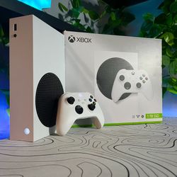 Xbox Series S 1TB Version