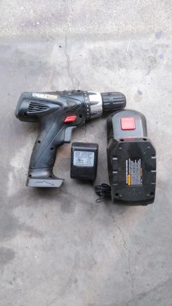 DRILL MASTER 18v 3/8 In. Cordless Drill/Driver Kit With Keyless Chuck 21  Clutch Settings for Sale in Phoenix, AZ - OfferUp