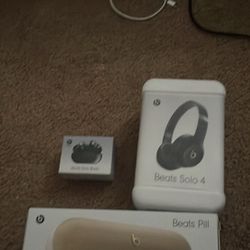 Apple Beats Products 