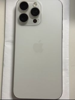 iPhone 15 Pro Max