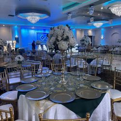 Draping Linens Canopy Tables Chairs Balloon Decoración 