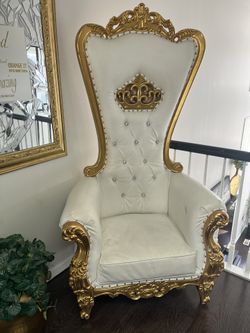 Throne Chair