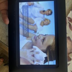 Polaroid 8” Digital Photo Frame 