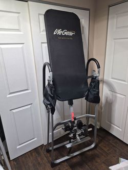 LifeGear Inversion Table model 75112