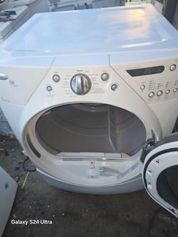 Whirlpool Gas Dryer King Size Capacity And Heavy Duty Works Exelent