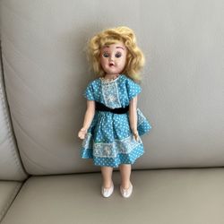 Vintage 1950 doll 7”