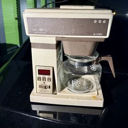 Vintage Mr. Coffee Coffee Maker (12 cups)