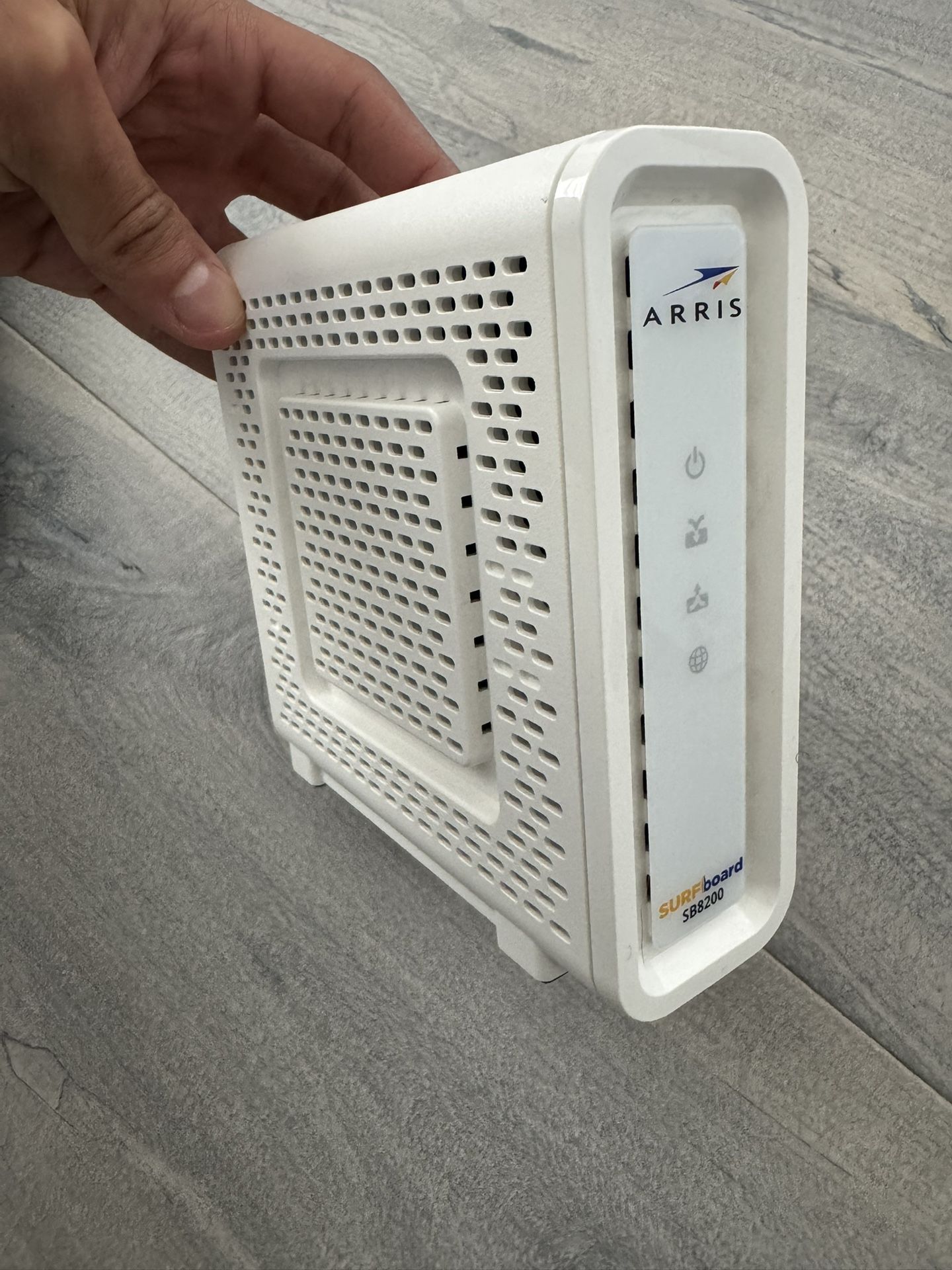 Arris Surfboard SB8200 Internet Modem, DOCSIS 3.1