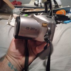 Olympus Is 20 DLX