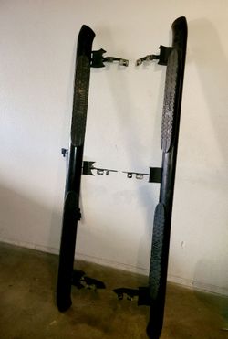 Westin Pro Traxx 4 Truck or SUV Oval Step Bars