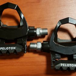 Peloton Cycling Bike Clip In Pedals Excellent Condition 