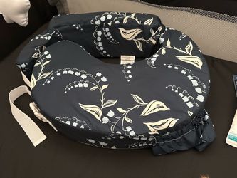 Nursing pillow