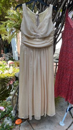Long Dress no size label but size 6/8 waist 15.5” out to pit 18.5”