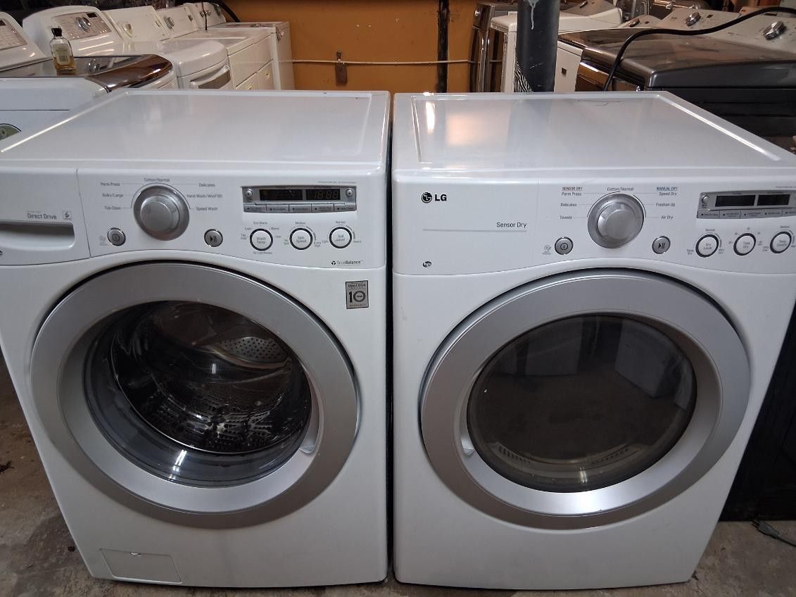 LG Front Load Washer And Dryer Set 