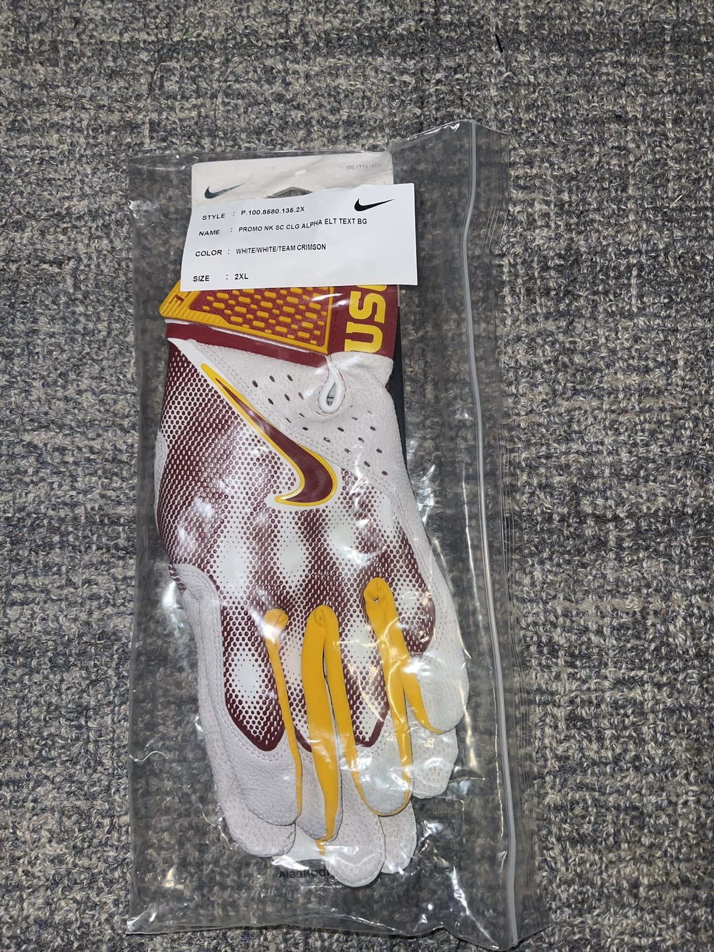 EXCLUSIVE TEAM ONLY EDITION USC BASEBALL BATTING GLOVES!!! Size XXL