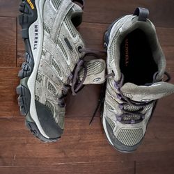 Merrill Waterproof Hiking Shoes 