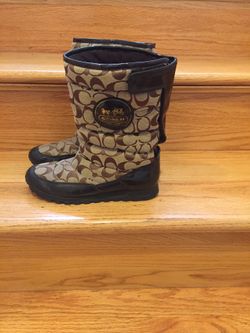 Coach Boots size 6
