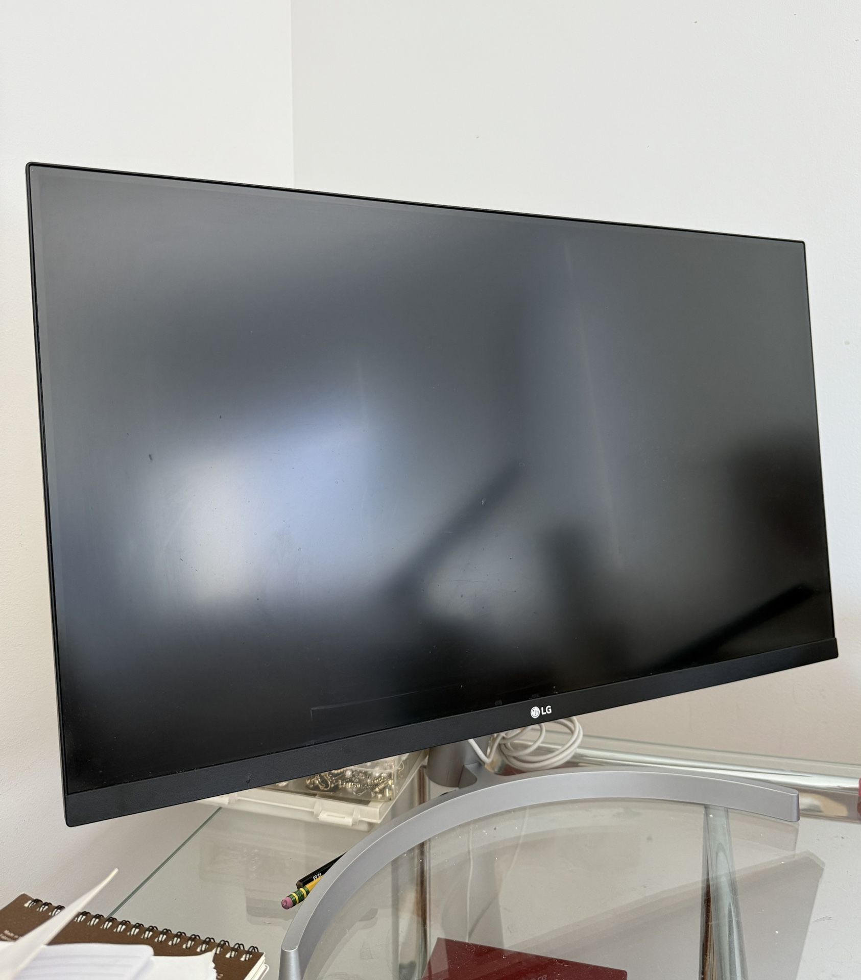 LG 27” monitor