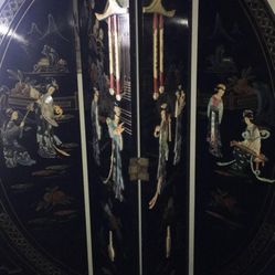 UNIQUELY SHAPED ASIAN SCREEN