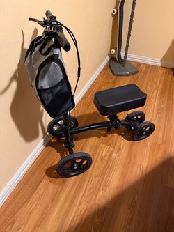 Steerable knee Scooter