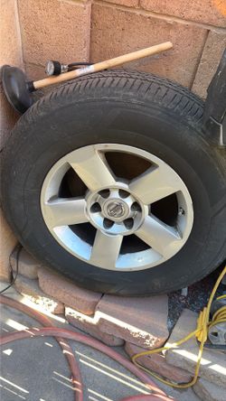4 good tires + rims 6 lug
