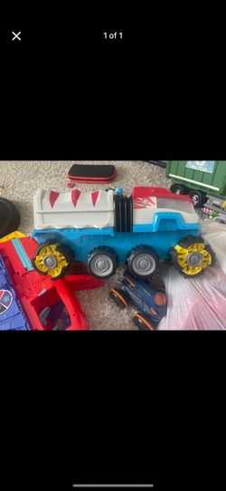 Large Paw Patrol Truck