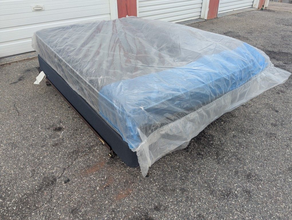 Queen Size Bed (New)