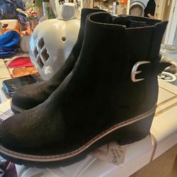 Women's boots
