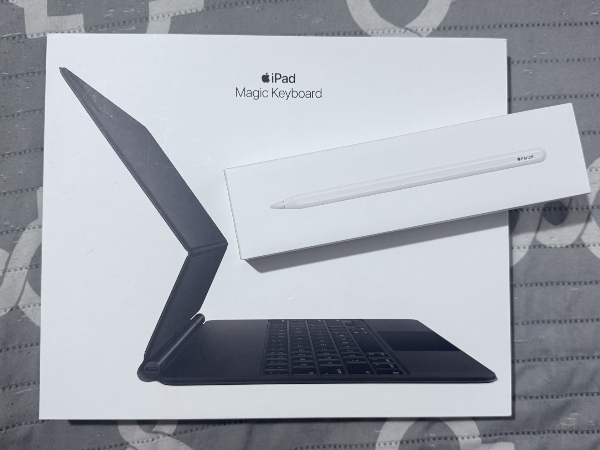 Used [great condition] iPad Magic Keyboard & 2nd generation Apple Pencil