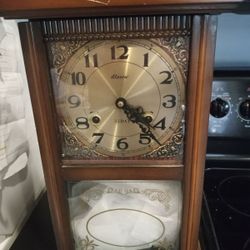 Antique Alaron 31 Day Clock