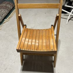 10 Wooden Folding Chairs 