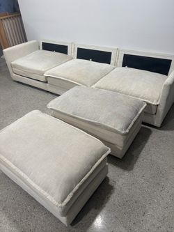 Modular Sectional Sofa with Ottoman