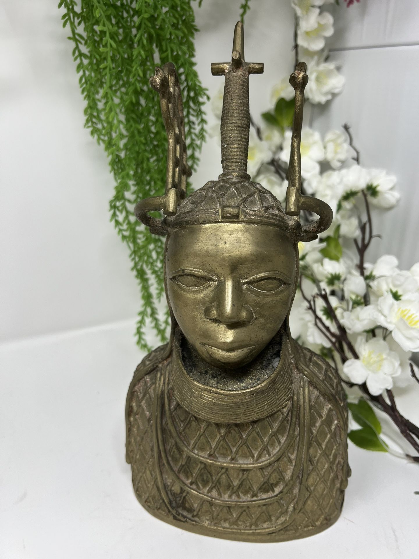 Vintage Benin Bronze Oba King Bust – Large 13”