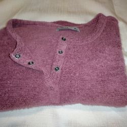 Hollister California Mauve Knit Pullover – Size M
