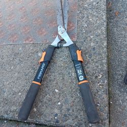 Fiskars Shears Expandable 32 Inches 