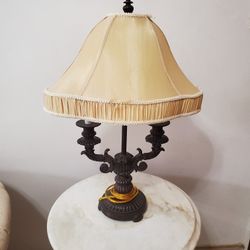 Beautiful Vintage Victorian Style Lamp 