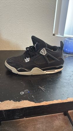 Jordan 4s