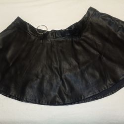 Hot Topic size 24 faux leather mini skirt