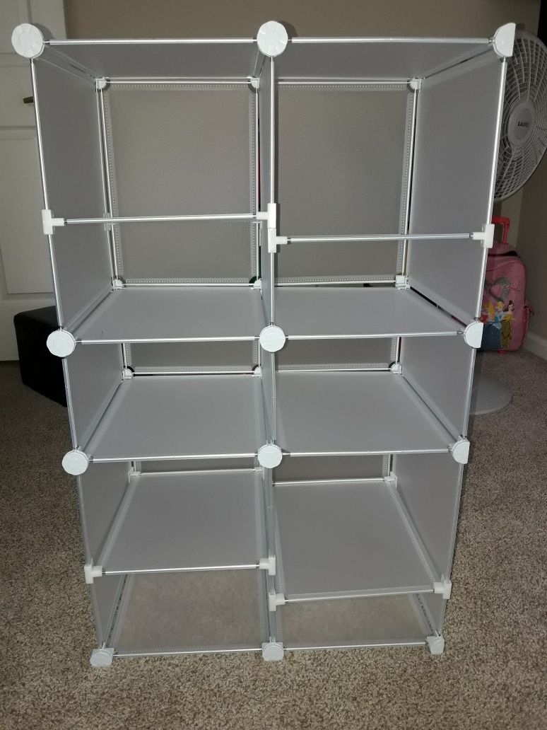 Closet organizer excellent condition