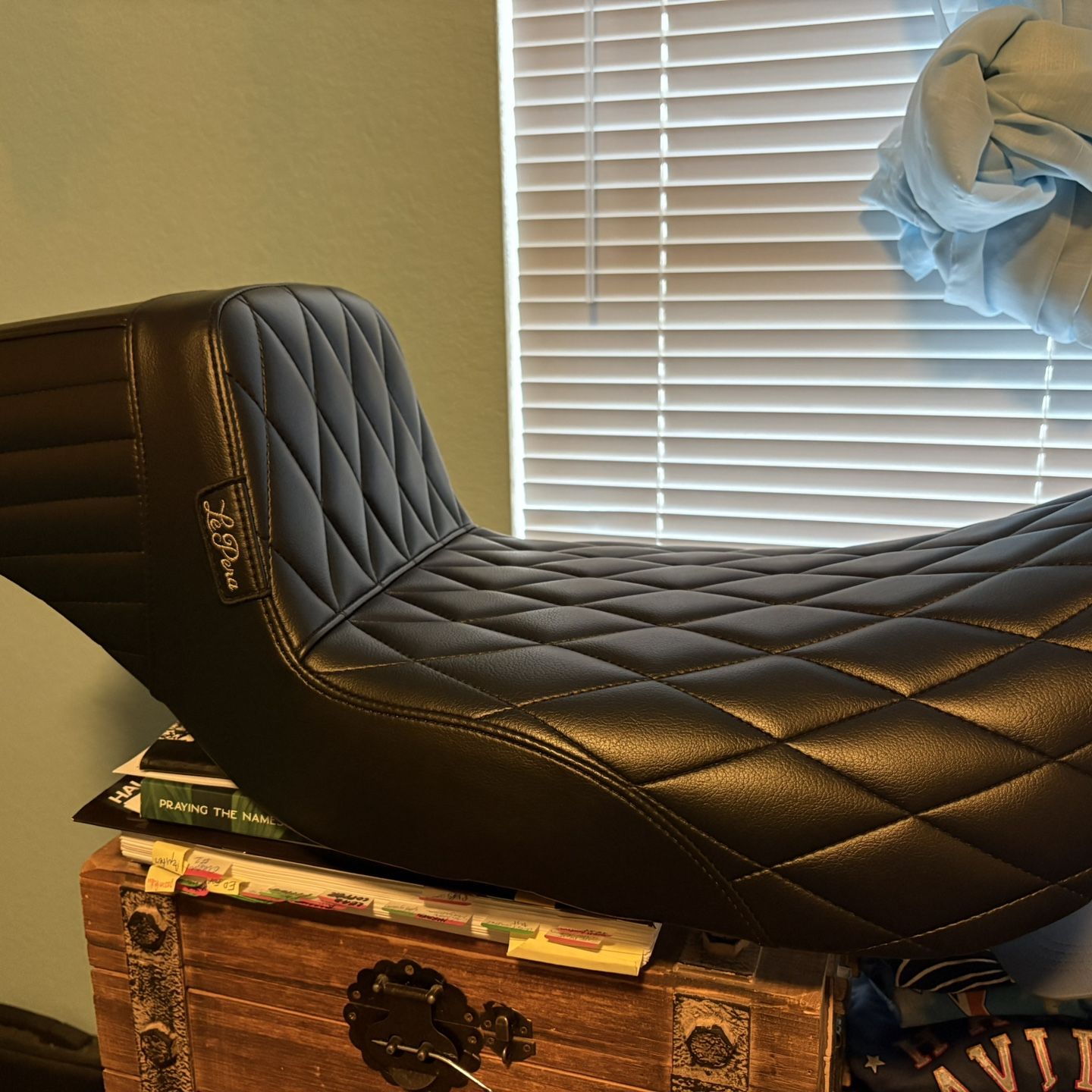 La Pera Kickflip Harley Touring Seat