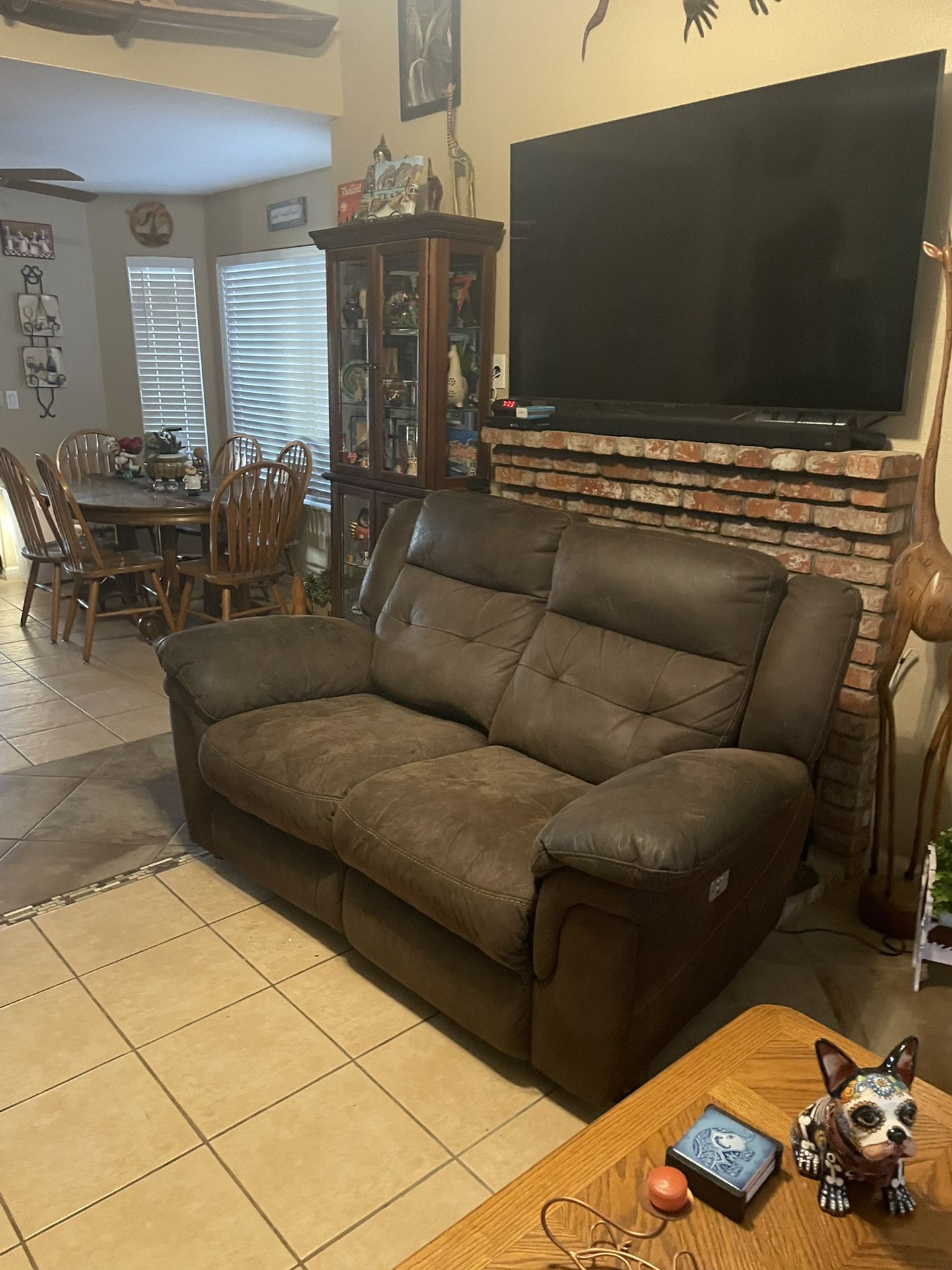 Reclinable Love Seat  