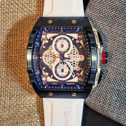 Curren watch