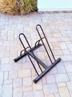 Freestanding Metal Bike Parking Rack / Floor Stand