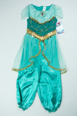SHIPPING $12 | Princess Jasmine dress/ costume size medium (7-8)