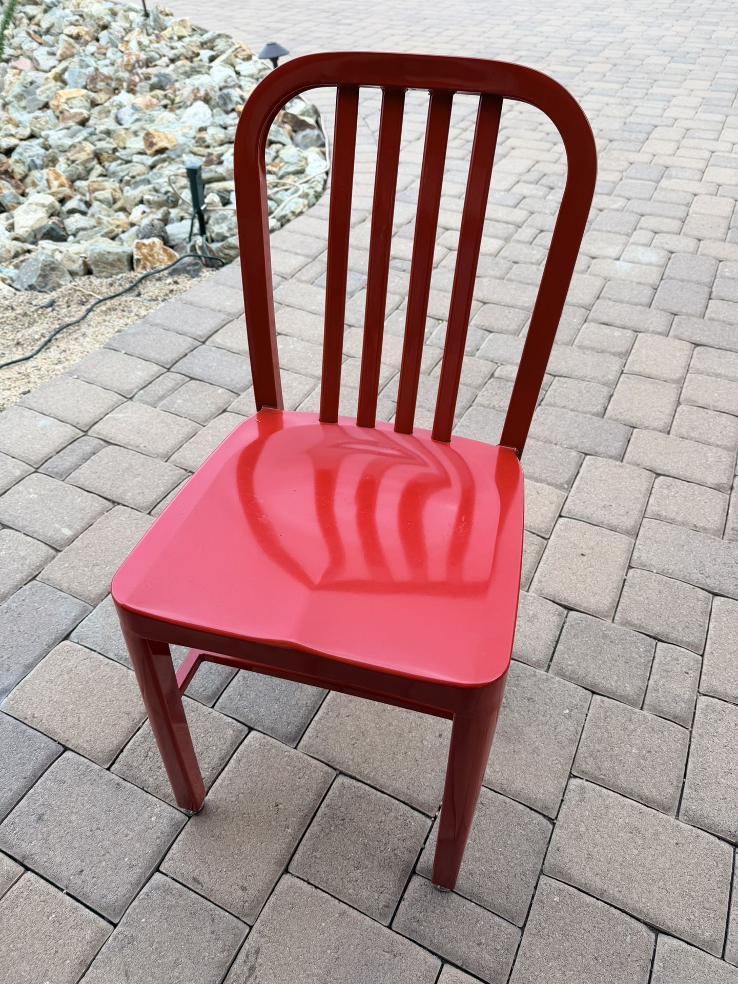FREE Res metal dining chair