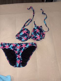 Bathing suit