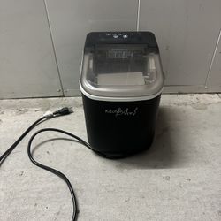 Ice Maker KitchenAce