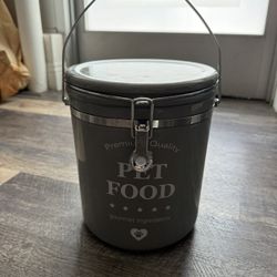 Pet Food Container
